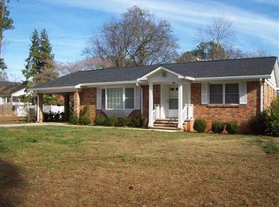 402 S East St, Greensboro, GA 30642
