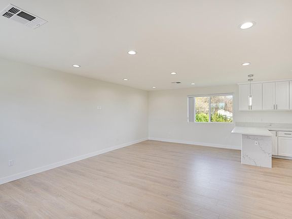 3rd image of 7839 Wilkinson Ave