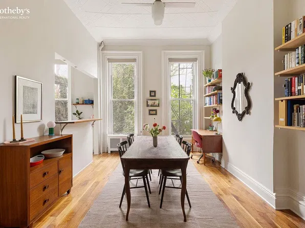 588 Henry St APT 2, Brooklyn, NY 11231
