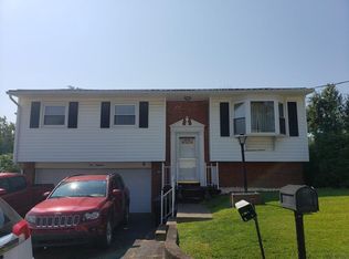 118 Mount View Dr, Wheeling, WV 26003