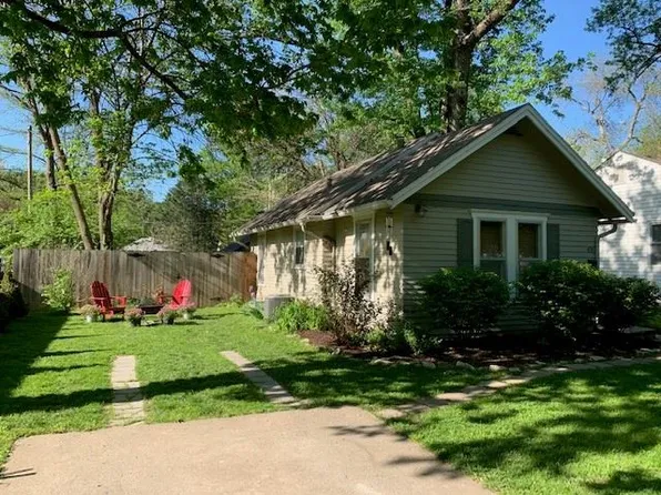 426 Kearney St, Manhattan, KS 66502