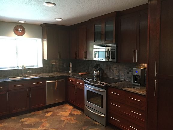3rd image of 6923 Silvermill Dr