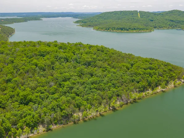 9015 Stallion Bluff Road, Shell Knob, MO 65747