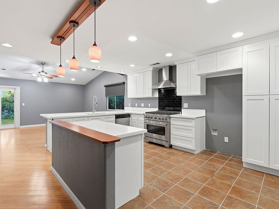 1st image of 226 N Amador Street