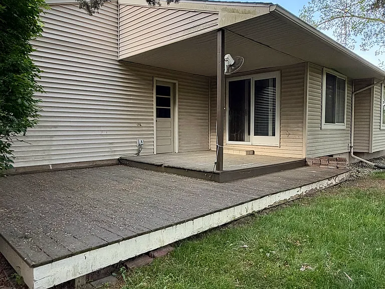 620 Carpenter Rd — Photo 8