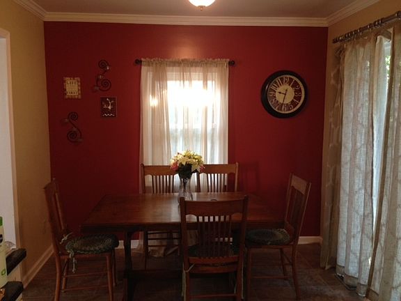3rd image of 96 Martindale Dr