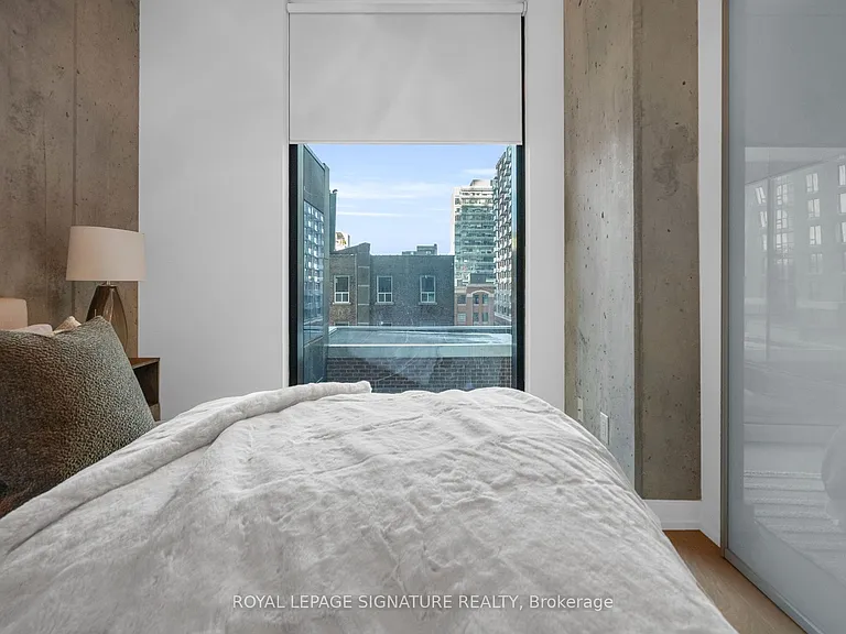 11 Charlotte St #606 — Photo 18