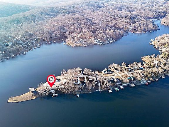 4th image of 6733 Robin Ln