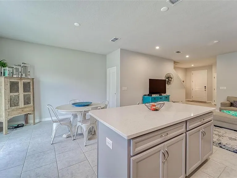 11540 Rolling Green Dr — Photo 15
