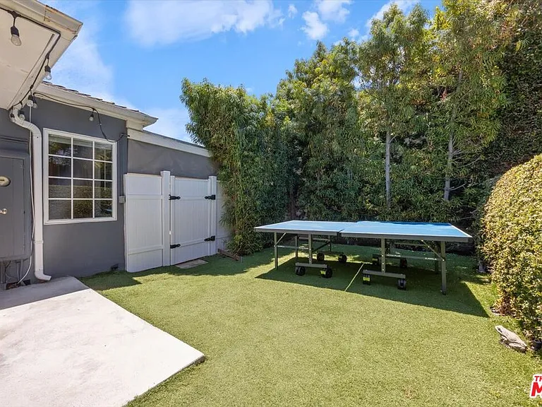 14041 Roblar Rd — Photo 33