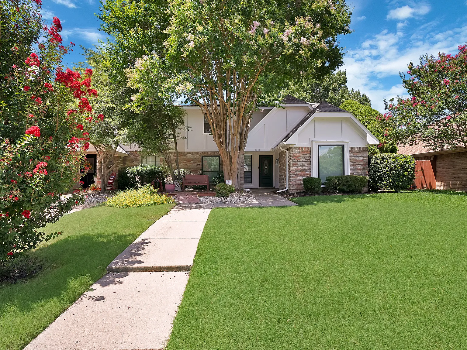 3 bed, 1701 sqft, $2,850 — Photo 3