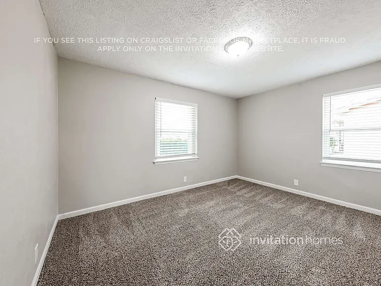 2740 Blue Ridge Dr — Photo 11