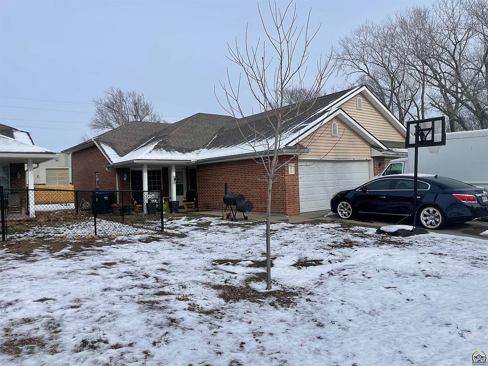 2nd image of 4214 SW 33rd Ter
