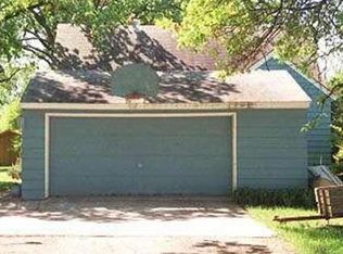 3077 Spring Creek Dr, New Brighton, MN 55112