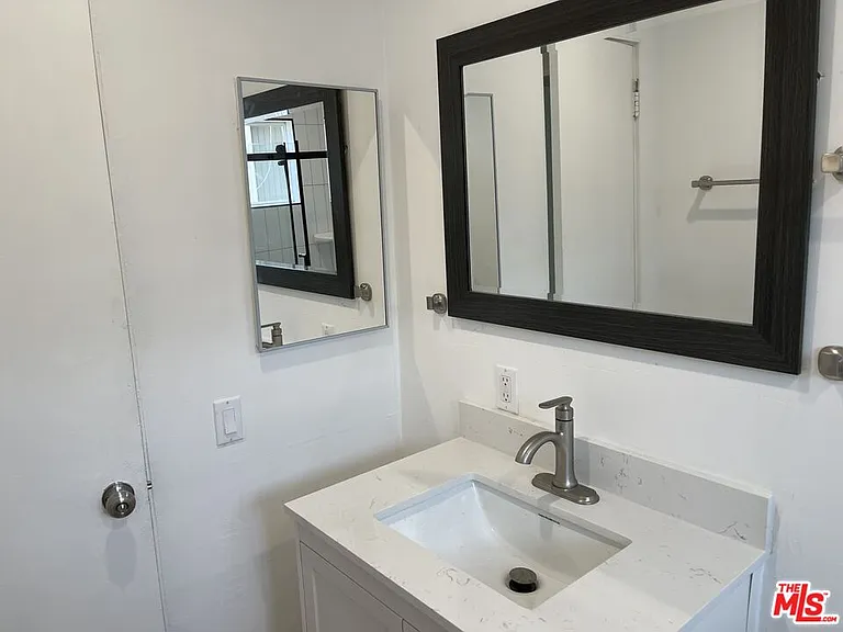 1419 Stanford St #D — Photo 21