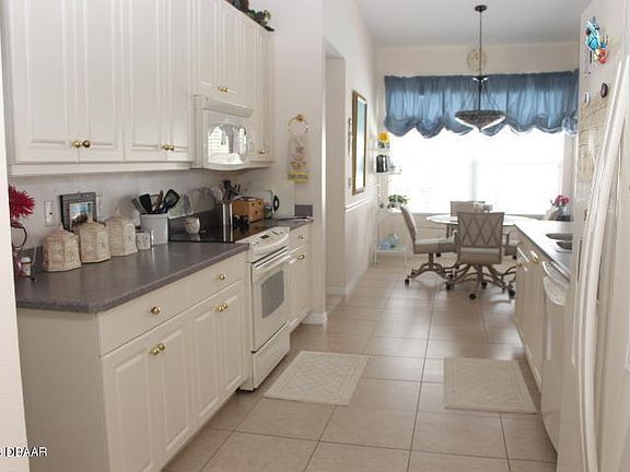 4th image of 6812 Plumpjack Ct