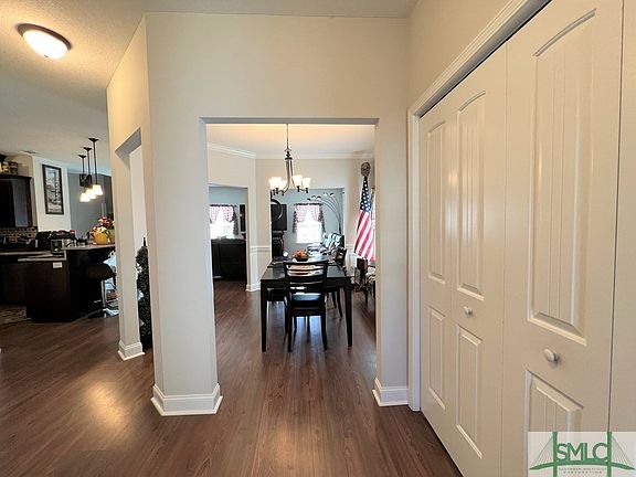 2nd image of 157 Hamlet Court