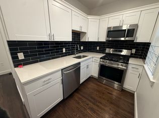 112 Hollingsworth St APT 5, Lynn, MA 01902