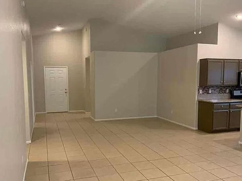 1st image of 2212 Meadow Green Ave