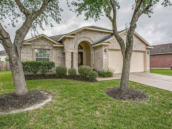2nd image of 2706 Lost Maples Dr