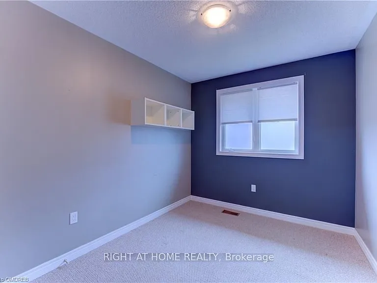 20 McConkey Cres #60 — Photo 13