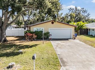 10502 Orange Blossom Ln, Seminole, FL 33772