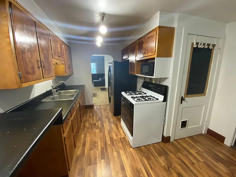 12724 Clay St — Photo 8