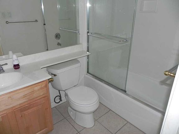 5th image of 6652 Skylane Dr
