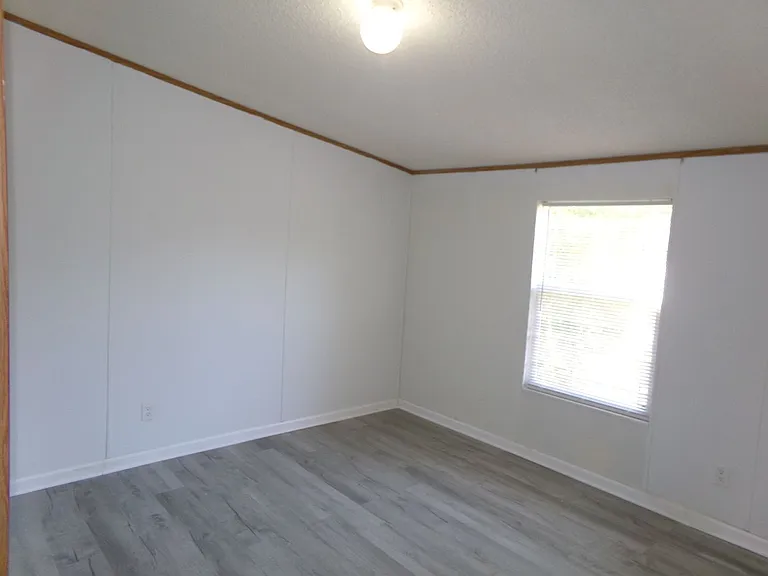 1015 Grassland Ct — Photo 13