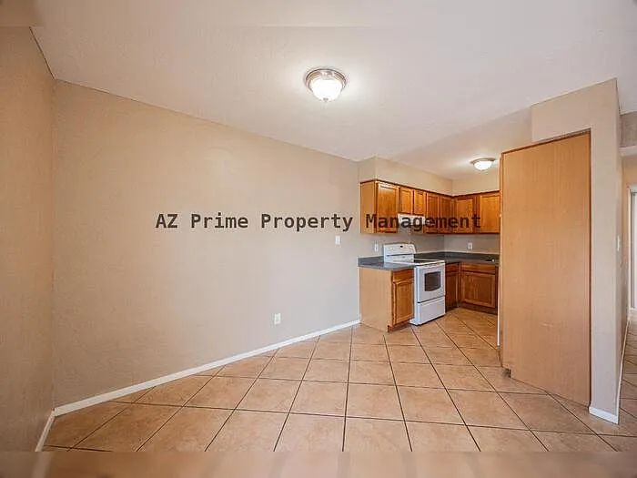 922 S Acapulco Ln #C — Photo 8