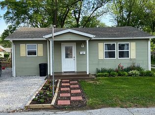 109 E Sims St, Centralia, MO 65240