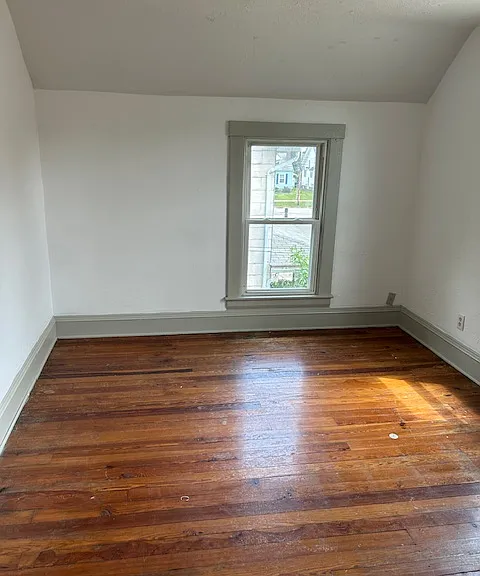 213 George St — Photo 11
