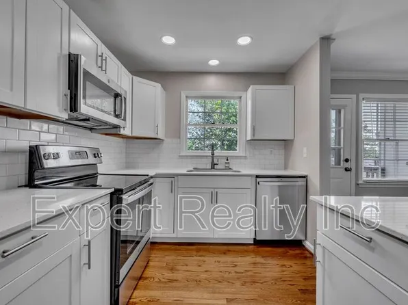 1064 Caribbean Cir, Alabaster, AL 35007