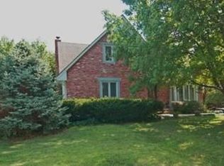 1208 NW Roanoke Dr, Blue Springs, MO 64015