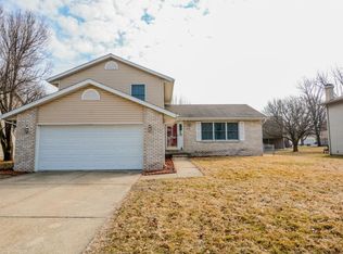 2610 Pheasant Run, Decatur, IL 62521