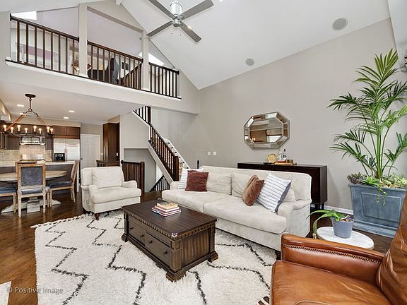 4th image of 3219 N Clifton Ave #3