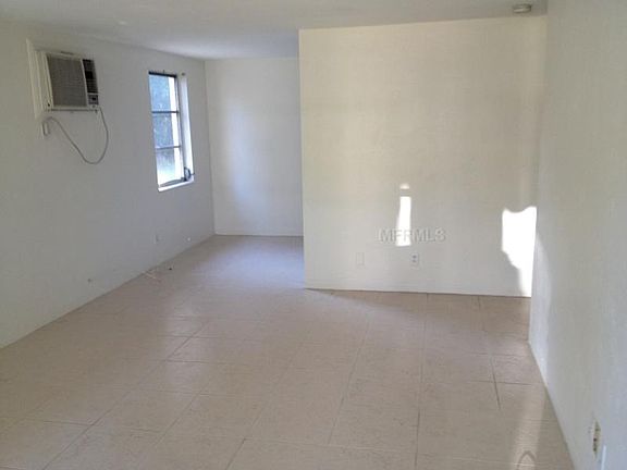 4th image of 10598 67th Ave