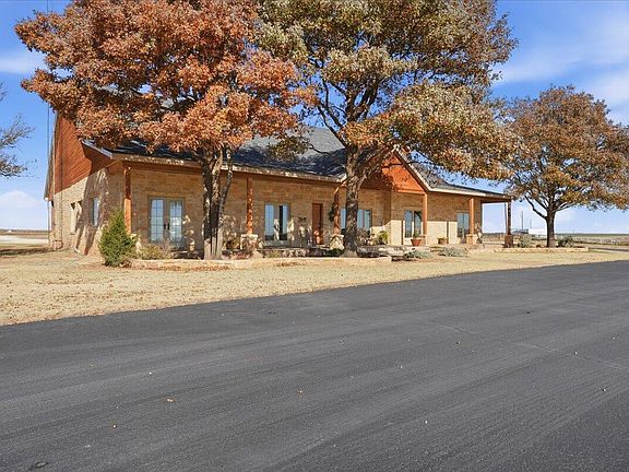 3rd image of 2921 County Road 52