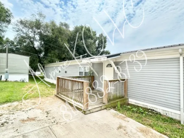 122 Countryside Ln, Saint Joseph, MO 64503