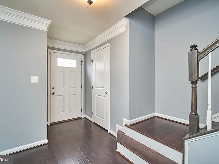 8126 S Channel Dr — Photo 8