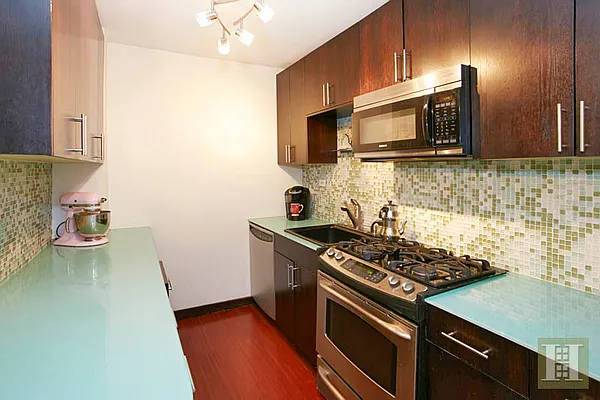 Sold by Halstead Real Estate | media 8