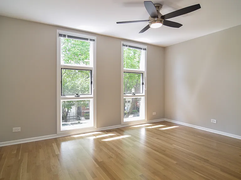 2365 N Wayne Ave — Photo 12