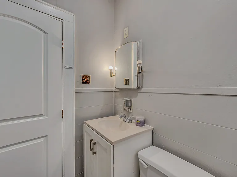 119 Susquehanna Ave #1A — Photo 2