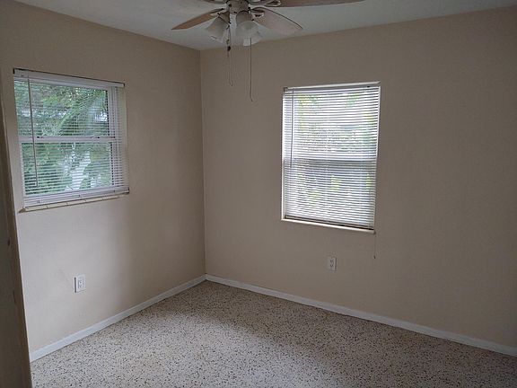 4th image of 3333 Williamsburg St