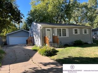 12511 C St, Omaha, NE 68144