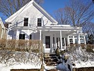 7 Maple St, Maynard, MA 01754 | Zillow