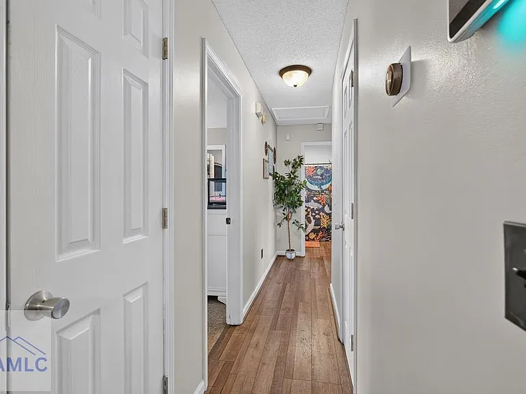 2550 Parkland Blvd — Photo 18