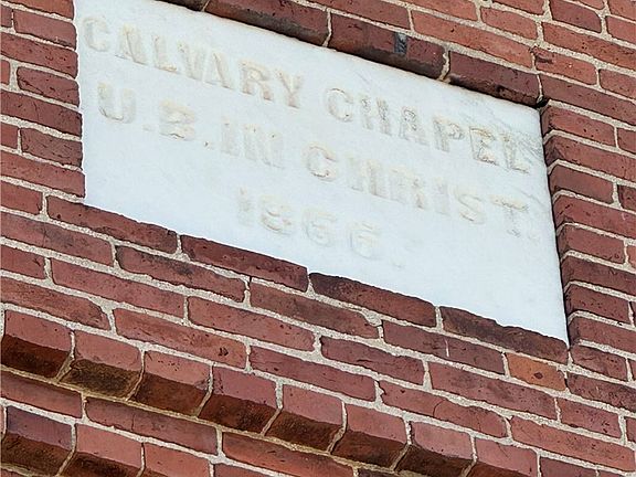 4th image of 4690 N Sulphur Springs Rd