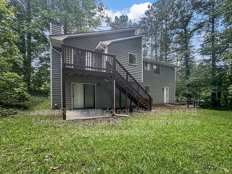 323 Park Ridge Ct — Photo 24