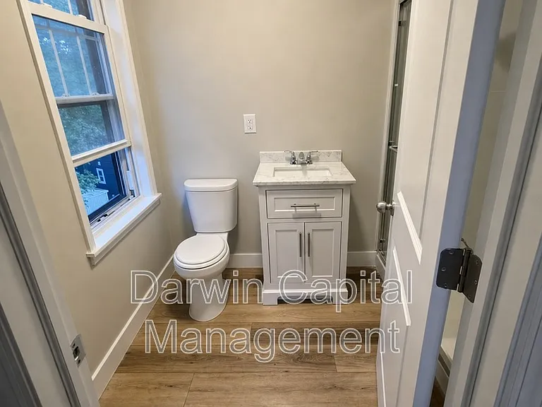 166 East Ave E — Photo 13
